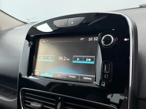 RENAULT CLIO 1.5 dCi 90 Dynamique S Nav 5dr