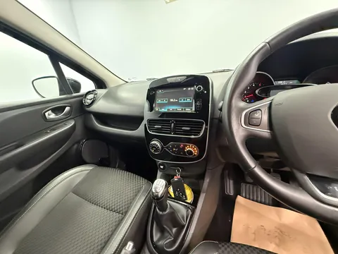 RENAULT CLIO 1.5 dCi 90 Dynamique S Nav 5dr