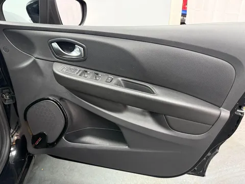 RENAULT CLIO 1.5 dCi 90 Dynamique S Nav 5dr