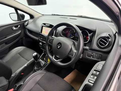 RENAULT CLIO 1.5 dCi 90 Dynamique S Nav 5dr