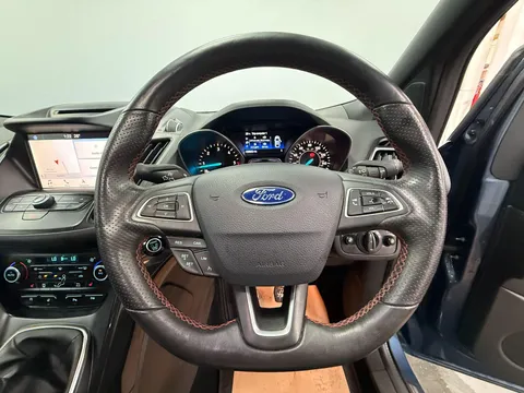 FORD KUGA 2.0 TDCi 180 ST-Line Edition 5dr