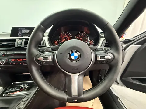 BMW 3 SERIES 325d M Sport 4dr