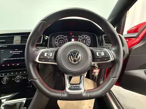 VOLKSWAGEN GOLF 2.0 TSI 245 GTI Performance 3dr