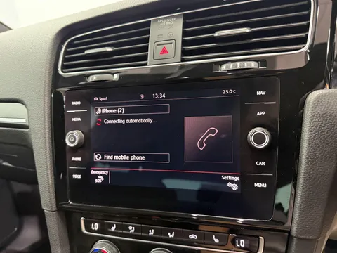 VOLKSWAGEN GOLF 2.0 TSI 245 GTI Performance 3dr
