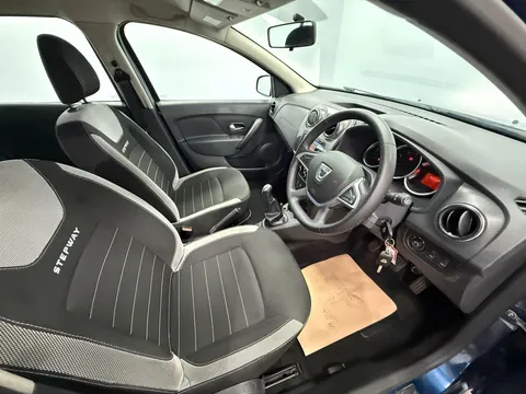 DACIA SANDERO STEPWAY 1.5 dCi Laureate 5dr