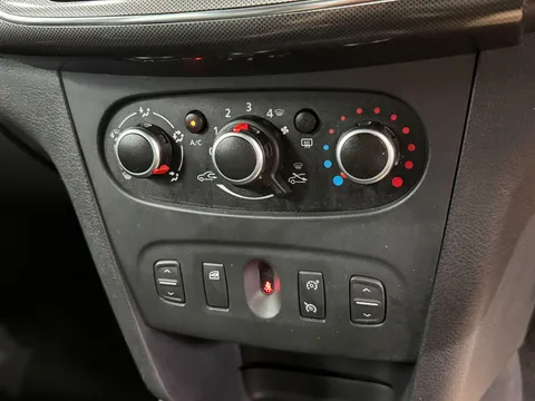 DACIA SANDERO STEPWAY 1.5 dCi Laureate 5dr