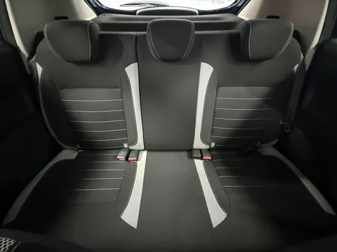 DACIA SANDERO STEPWAY 1.5 dCi Laureate 5dr