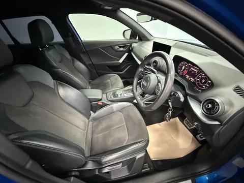 AUDI Q2 SQ2 Quattro 5dr S Tronic