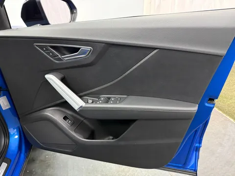 AUDI Q2 SQ2 Quattro 5dr S Tronic