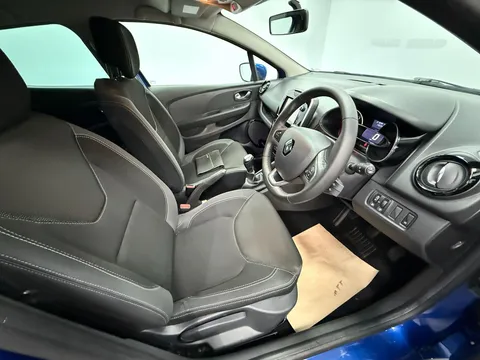 RENAULT CLIO 0.9 TCE 90 Iconic 5dr