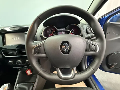 RENAULT CLIO 0.9 TCE 90 Iconic 5dr