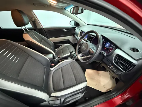 KIA STONIC 1.6 CRDi First Edition 5dr
