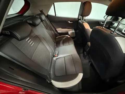 KIA STONIC 1.6 CRDi First Edition 5dr