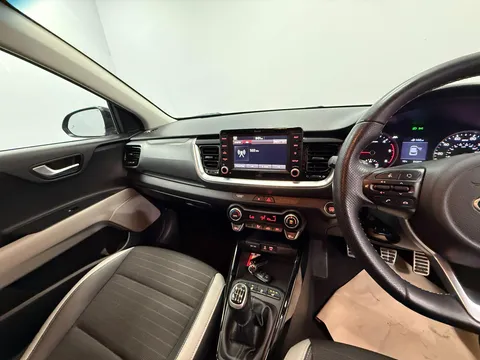 KIA STONIC 1.6 CRDi First Edition 5dr