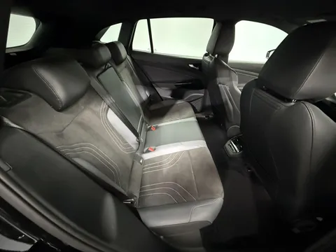 VOLKSWAGEN ID.4 109kW Style Pure 52kWh 5dr Auto [110kW Ch]