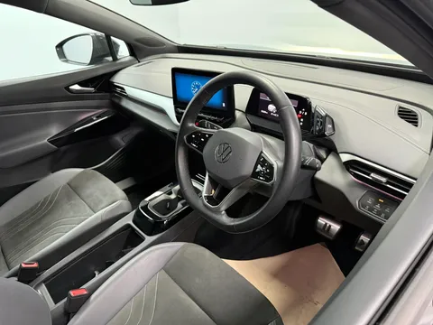 VOLKSWAGEN ID.4 109kW Style Pure 52kWh 5dr Auto [110kW Ch]