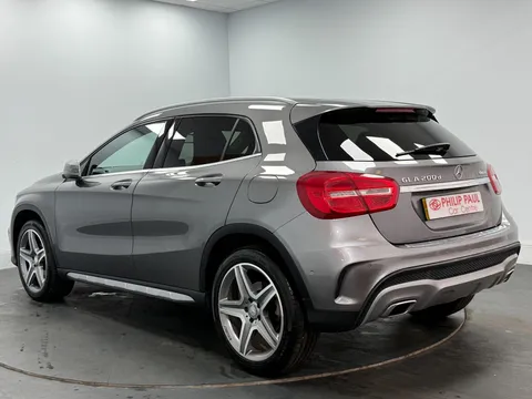 MERCEDES-BENZ GLA GLA 200d 4Matic AMG Line 5dr Auto [Premium]