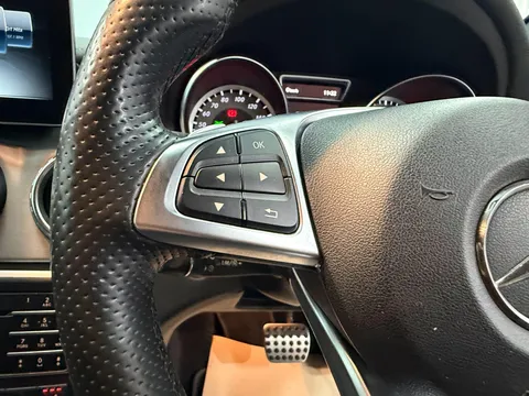 MERCEDES-BENZ GLA GLA 200d 4Matic AMG Line 5dr Auto [Premium]
