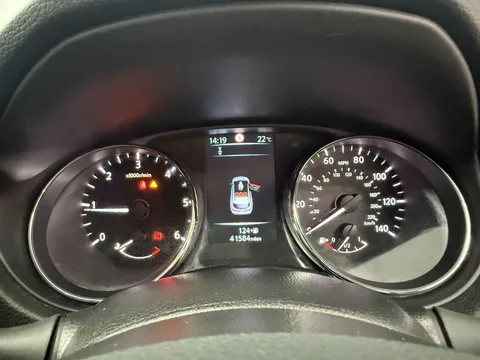 NISSAN QASHQAI 1.5 dCi N-Connecta 5dr