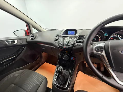 FORD FIESTA 1.25 82 Zetec 5dr