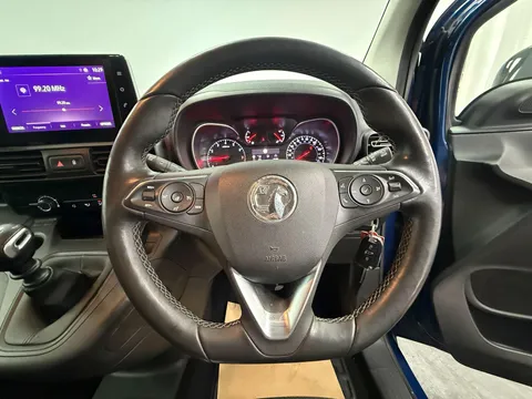VAUXHALL COMBO LIFE 1.5 Turbo D SE XL 5dr [7 seat]