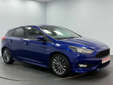 FORD FOCUS 1.0 EcoBoost 140 ST-Line Navigation 5dr