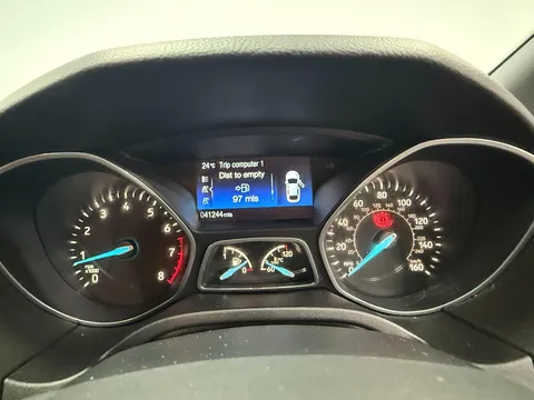 FORD FOCUS 1.0 EcoBoost 140 ST-Line Navigation 5dr