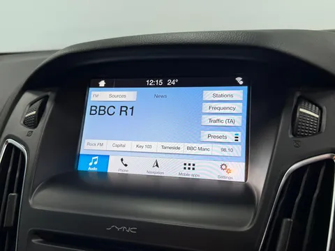FORD FOCUS 1.0 EcoBoost 140 ST-Line Navigation 5dr