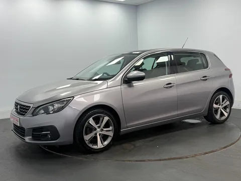 PEUGEOT 308 1.5 BlueHDi 130 Allure 5dr