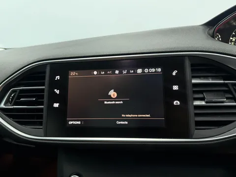 PEUGEOT 308 1.5 BlueHDi 130 Allure 5dr