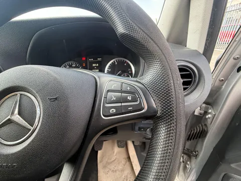 MERCEDES-BENZ VITO 111CDI Van