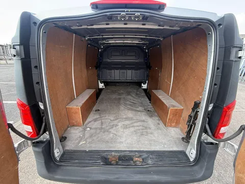 MERCEDES-BENZ VITO 111CDI Van