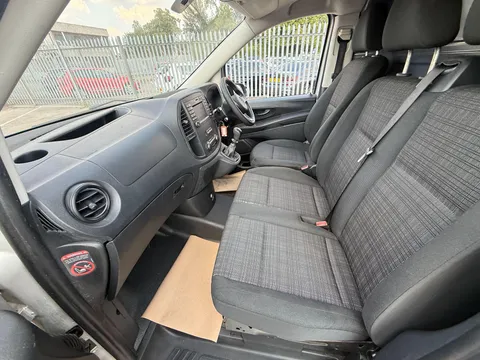 MERCEDES-BENZ VITO 111CDI Van