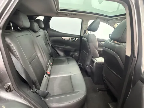 NISSAN QASHQAI 1.5 dCi Tekna 5dr