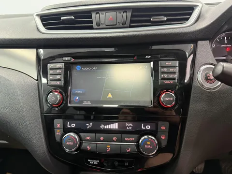 NISSAN QASHQAI 1.5 dCi Tekna 5dr