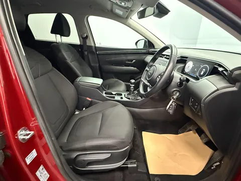 HYUNDAI TUCSON 1.6 TGDi SE Connect 5dr 2WD