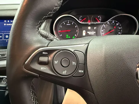 VAUXHALL GRANDLAND X 1.2 Turbo Sport Nav 5dr Auto [8 Speed]