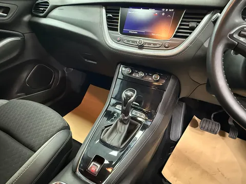 VAUXHALL GRANDLAND X 1.2 Turbo Sport Nav 5dr Auto [8 Speed]