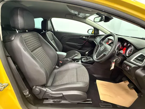 VAUXHALL GTC 1.4T 16V 140 SRi 3dr