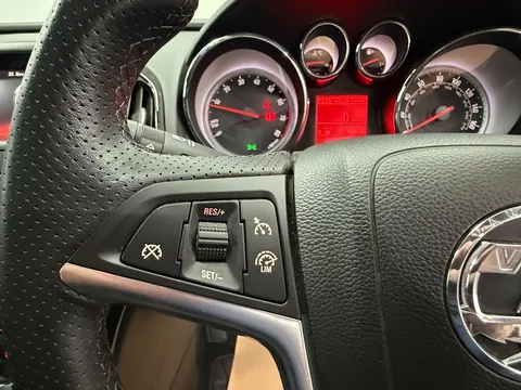 VAUXHALL GTC 1.4T 16V 140 SRi 3dr