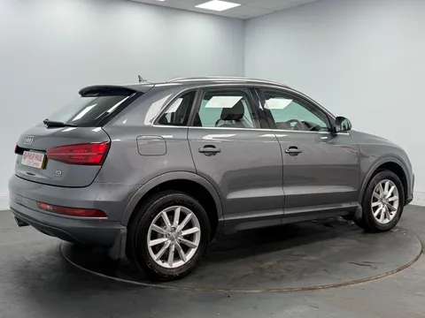 AUDI Q3 2.0 TDI [184] Quattro SE 5dr S Tronic