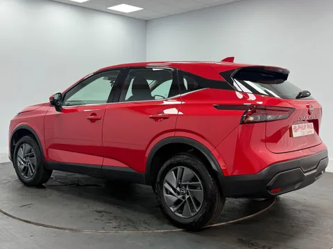 NISSAN QASHQAI 1.3 DiG-T MH 158 Acenta Premium 5dr