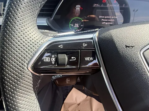 AUDI E-TRON 230kW 50 Quattro 71kWh Black Edition 5dr Auto