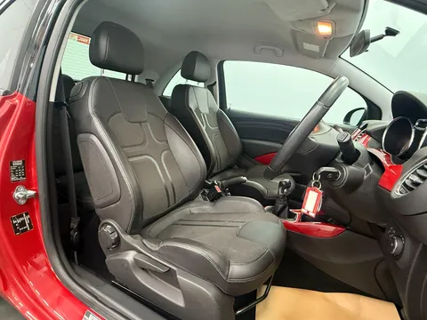 VAUXHALL ADAM 1.2i Slam 3dr