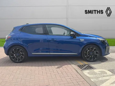 AD72URT Renault Clio 1.0 TCe Iconic Edition Euro 6 (s/s) 5dr in