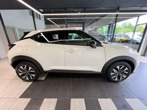 NISSAN JUKE ACENTA PREMIUM DIG T 114 IN STOCK AVAILABLE NOW PETROL AUTOMATIC 10...