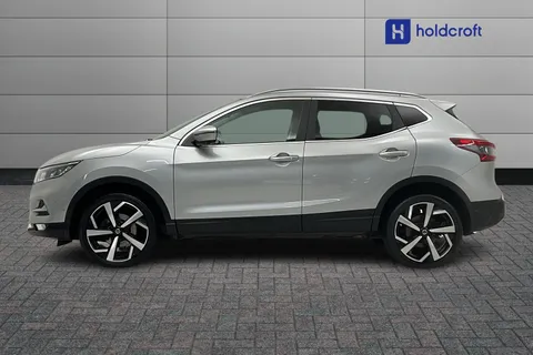 8 of 24 for Nissan Qashqai
