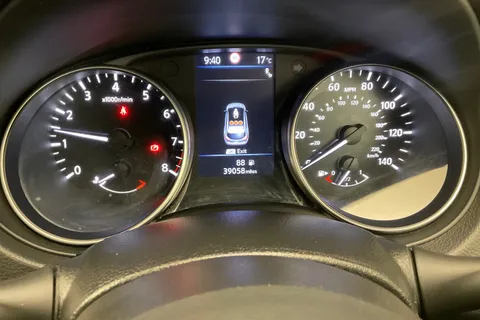 13 of 24 for Nissan Qashqai