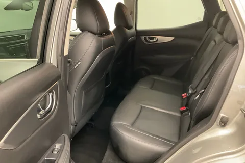 16 of 24 for Nissan Qashqai