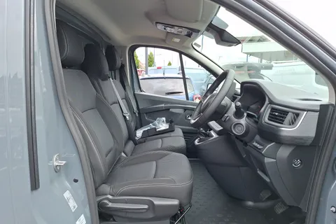 BW24OFV Renault Trafic SL30 Blue dCi 150 Extra [Safety] Van Thumbnail #4